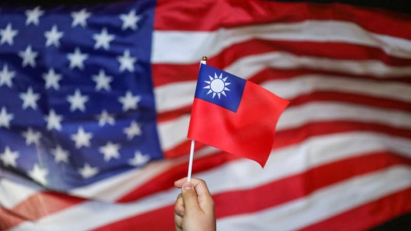 美国务院取消对台交往限制 “不再单方面安抚共产党政权”(路透社)